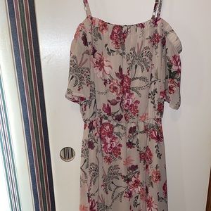 Cute dress for the upcoming seasons !